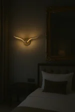 Das Licht Golden Bird Wall Lamp